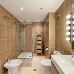 Del Mar Ii Beachfront- Eaw Homes Apartamento Marbella